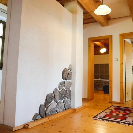 Jaktstuga U Gregora V Slovenskom Raji *